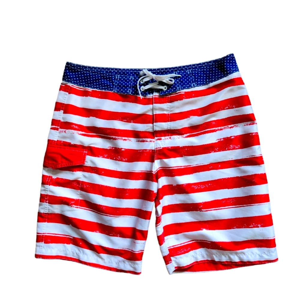 OLD NAVY SIZE LARGE board short style swim trunks.